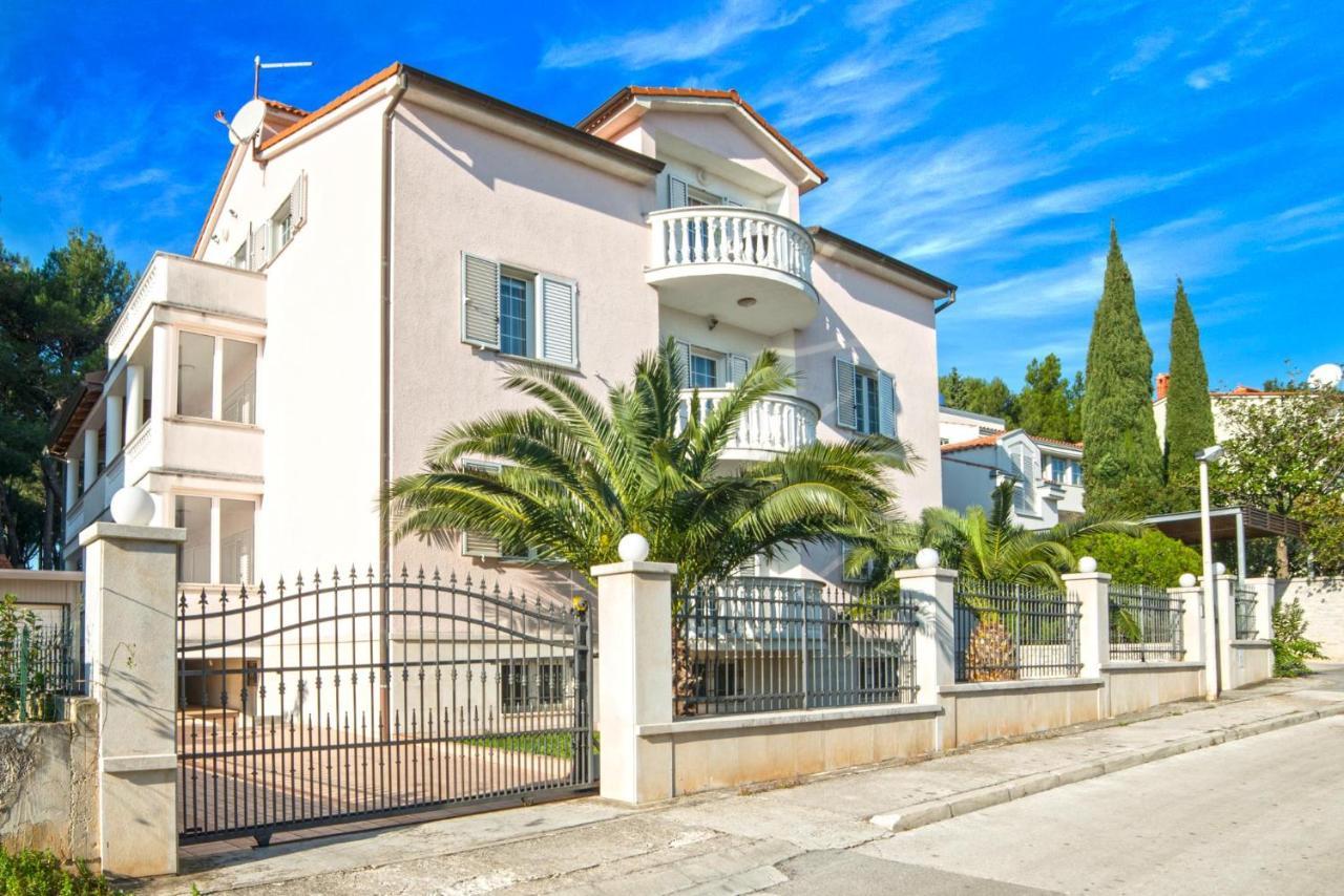 Apartments Ori Pula Ngoại thất bức ảnh